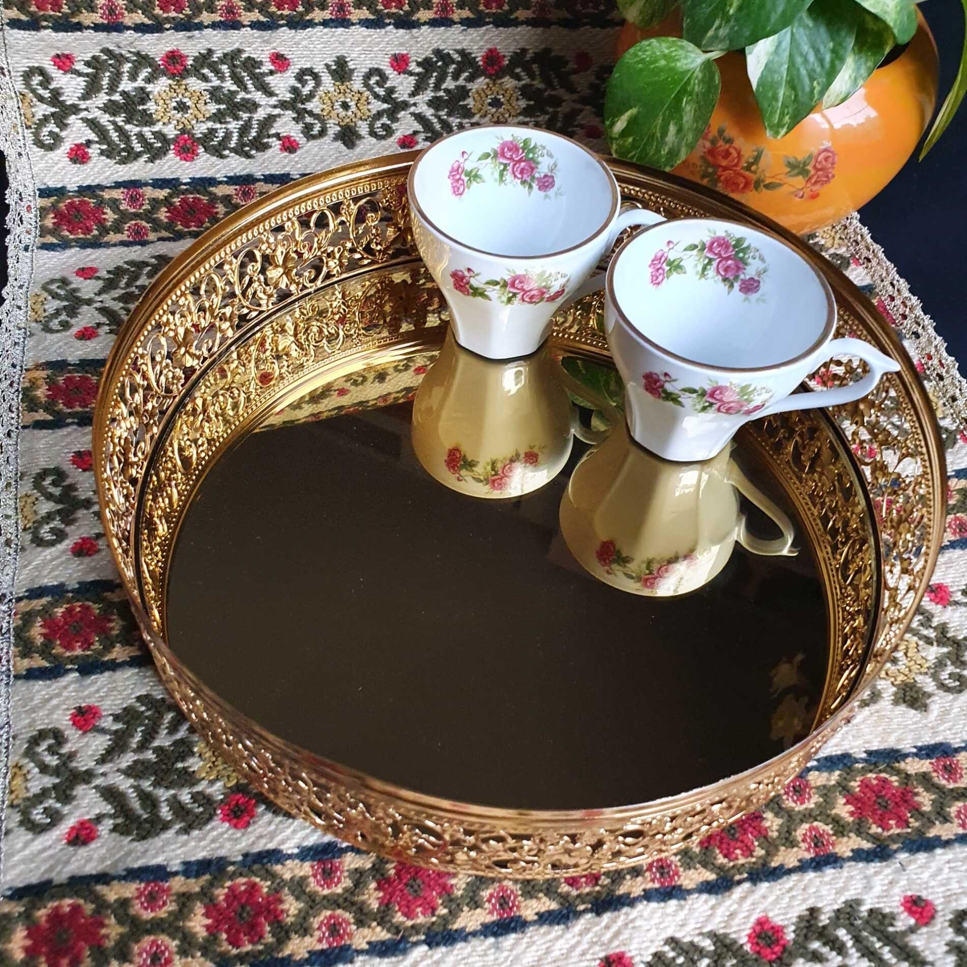 2026/02/2026-02-21-03-56-43-855.jpg سینی آبکاری طلایی